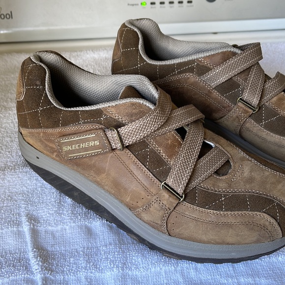 Skechers Shape-Ups - Brown suede and close to perfect! Worn one time. Very nice! - Picture 2 of 10